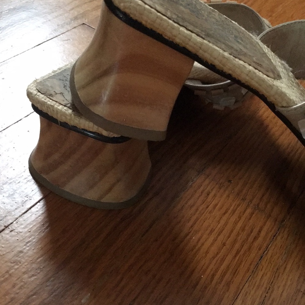 Sandals - Picture 4 of 5